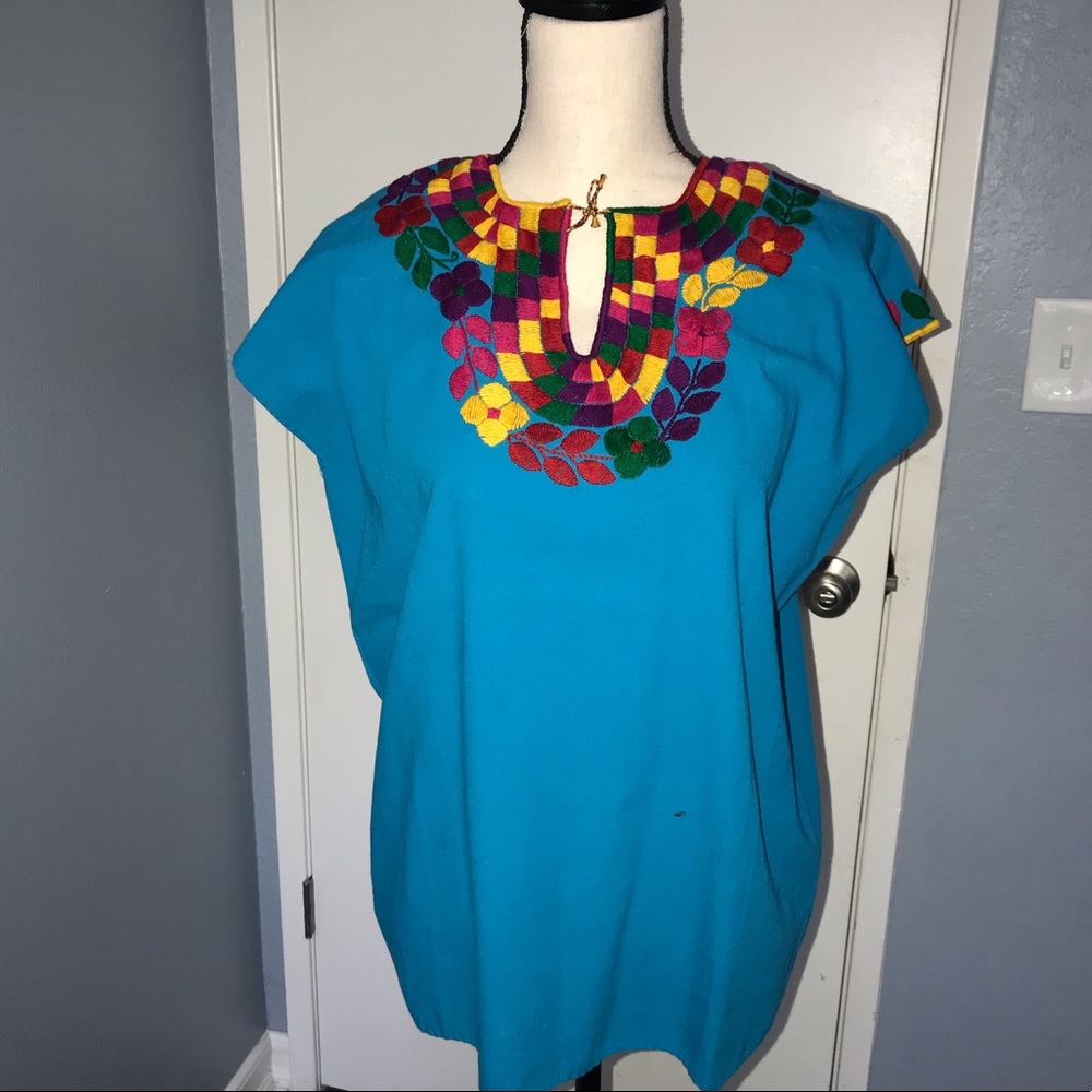 Mexican Embroidered blouse. 100% cotton.